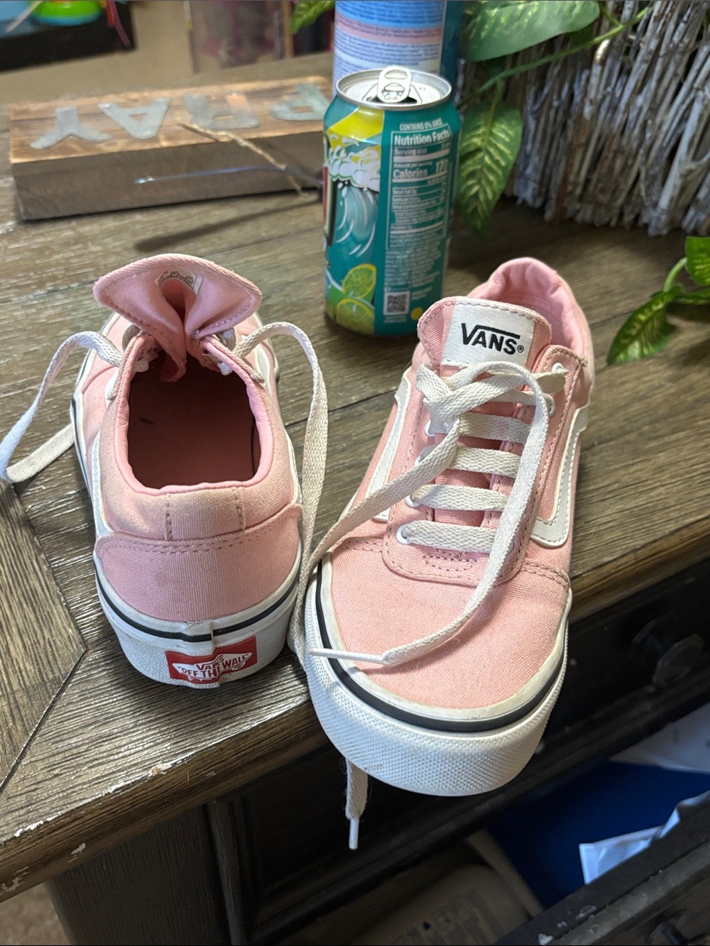Vans Kids Old Skool Sneakers in Light Pink